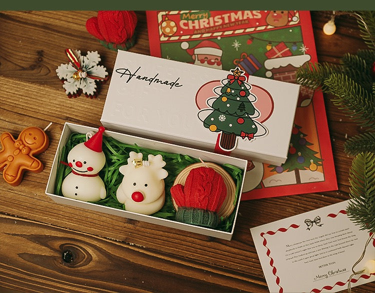 Unique Christmas Scented Candle - Artistic Handmade Decor, Elegant Festive Gifts