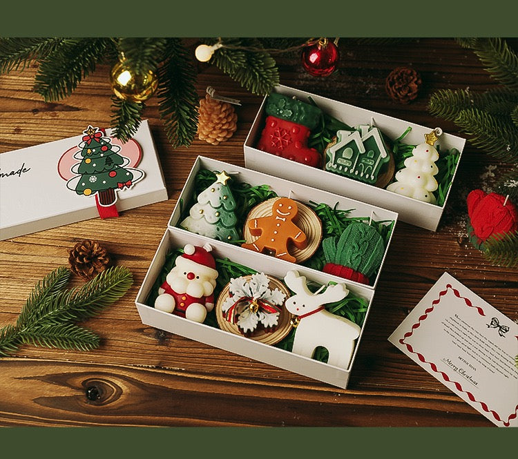 Unique Christmas Scented Candle - Artistic Handmade Decor, Elegant Festive Gifts